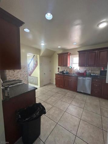 42 Whitewood Avenue North Plainfield NJ 07060