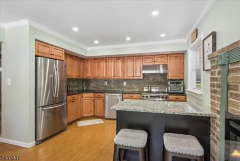 214 Santa Fe Trail Hopatcong NJ 07843