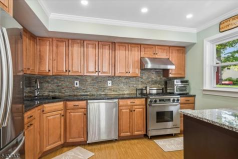 214 Santa Fe Trail Hopatcong NJ 07843