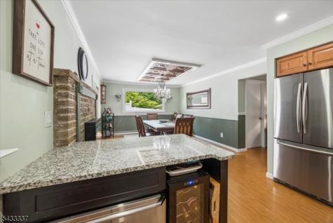214 Santa Fe Trail Hopatcong NJ 07843