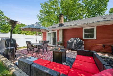 214 Santa Fe Trail Hopatcong NJ 07843