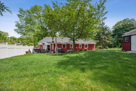 214 Santa Fe Trail Hopatcong NJ 07843