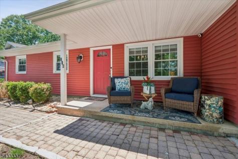 214 Santa Fe Trail Hopatcong NJ 07843