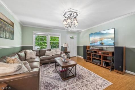 214 Santa Fe Trail Hopatcong NJ 07843