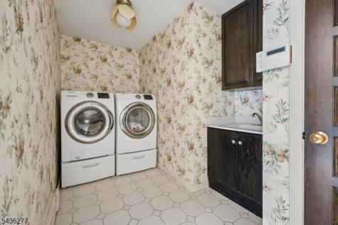 1080 Prospect Avenue Mountainside NJ 07092