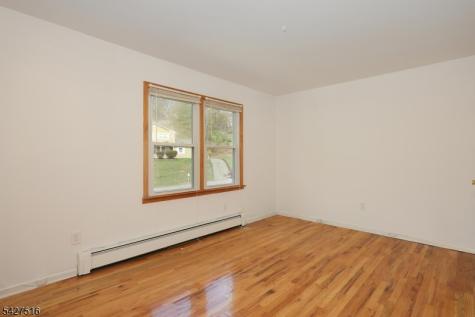 42 Ash Lane Randolph NJ 07869