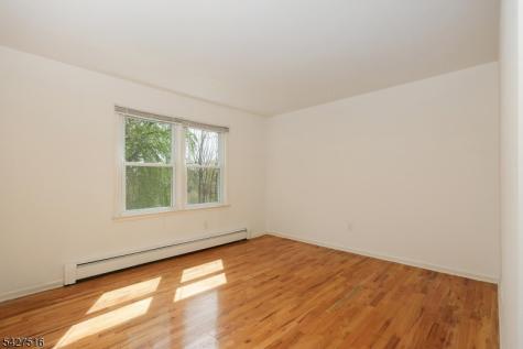 42 Ash Lane Randolph NJ 07869