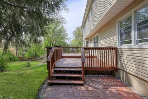 42 Ash Lane Randolph NJ 07869