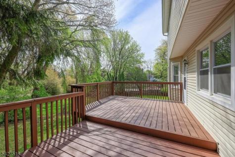 42 Ash Lane Randolph NJ 07869