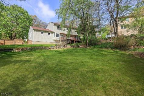 42 Ash Lane Randolph NJ 07869