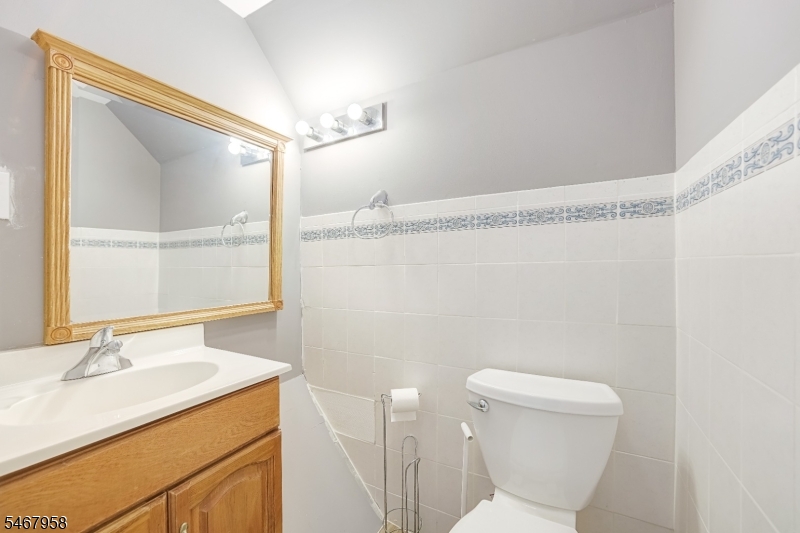 157 Stewart Avenue Kearny NJ 07032