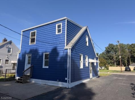 9 Hunter Street Roxbury NJ 07876