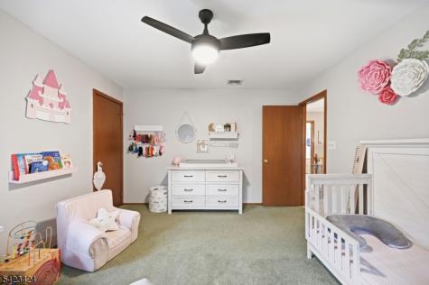 6 Robin Drive Jefferson NJ 07438