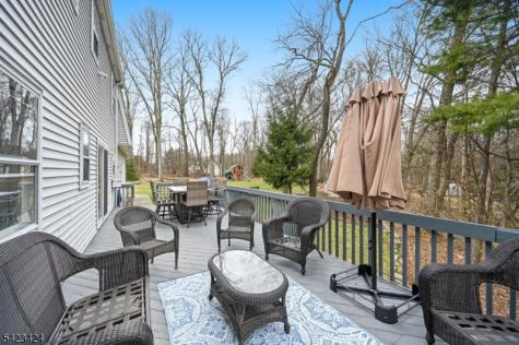 6 Robin Drive Jefferson NJ 07438