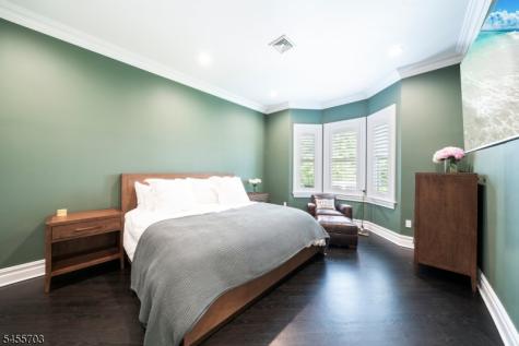 129 Braidburn Road Florham Park NJ 07932