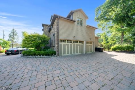 129 Braidburn Road Florham Park NJ 07932