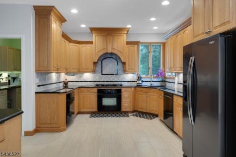 55 Delaware Avenue Long Hill NJ 07980