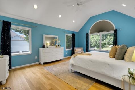 55 Delaware Avenue Long Hill NJ 07980