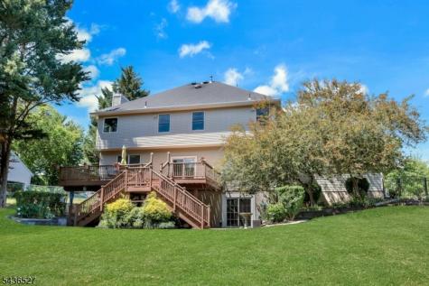 55 Delaware Avenue Long Hill NJ 07980