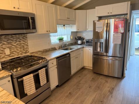 100 W Plover Way Toms River Township NJ 08735