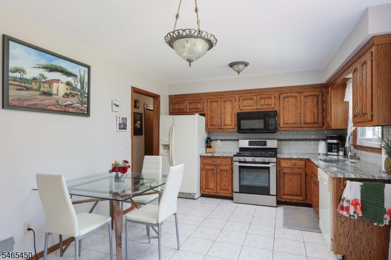 1 Longfellow Lane Clark NJ 07066
