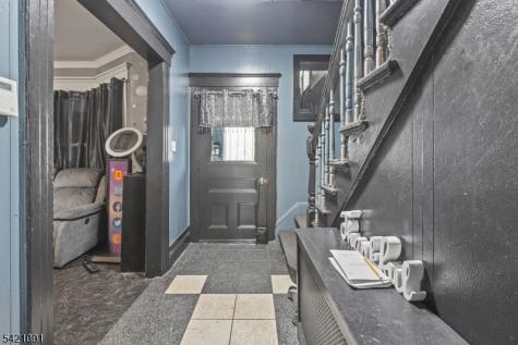 42 Mead Street Newark NJ 07106
