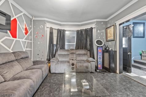 42 Mead Street Newark NJ 07106
