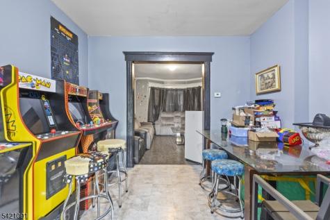 42 Mead Street Newark NJ 07106