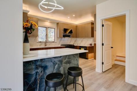 58 Zeliff Avenue Little Falls NJ 07424
