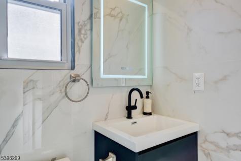 58 Zeliff Avenue Little Falls NJ 07424