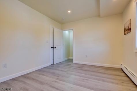 58 Zeliff Avenue Little Falls NJ 07424
