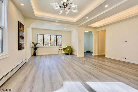 58 Zeliff Avenue Little Falls NJ 07424