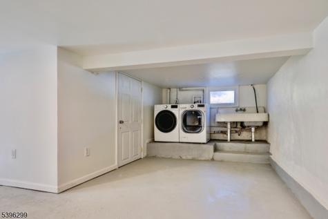 58 Zeliff Avenue Little Falls NJ 07424