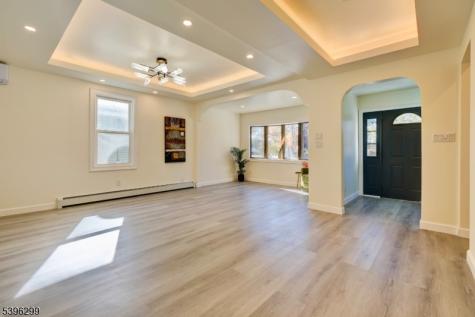 58 Zeliff Avenue Little Falls NJ 07424