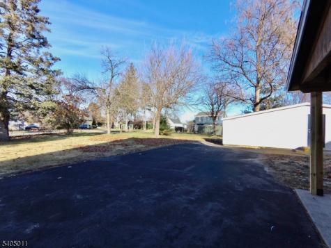 58 Zeliff Avenue Little Falls NJ 07424