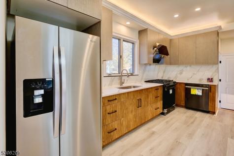 58 Zeliff Avenue Little Falls NJ 07424