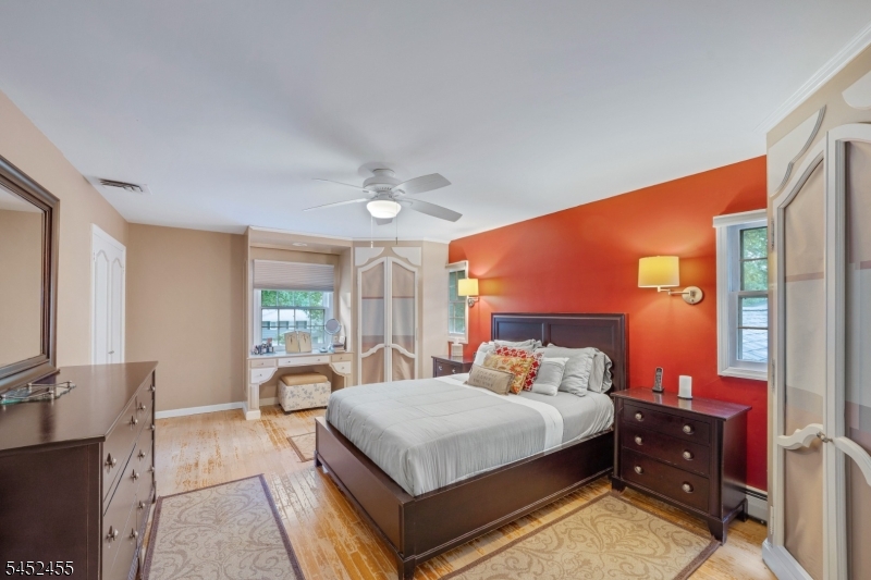 24 Tremont Terrace Livingston NJ 07039