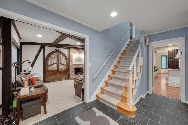 24 Tremont Terrace Livingston NJ 07039
