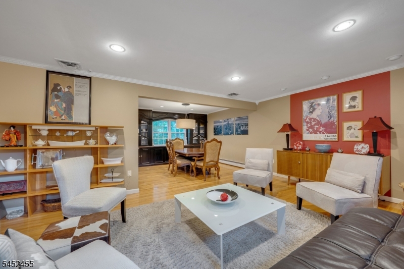 24 Tremont Terrace Livingston NJ 07039