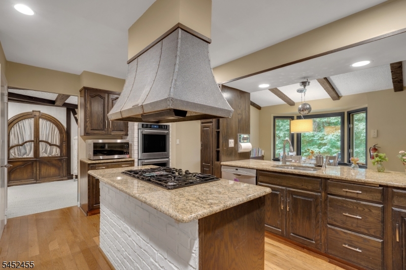 24 Tremont Terrace Livingston NJ 07039