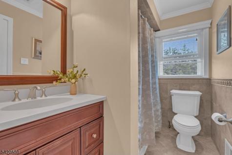 167 Barbara Place Middlesex NJ 08846