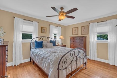 167 Barbara Place Middlesex NJ 08846