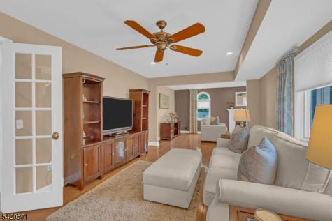 167 Barbara Place Middlesex NJ 08846