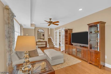 167 Barbara Place Middlesex NJ 08846