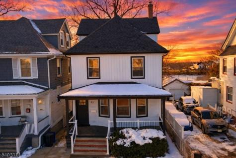 85 Brighton Avenue East Orange NJ 07017
