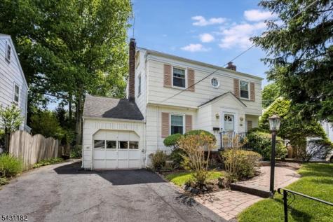 26 Crestview Hill Road Livingston NJ 07039