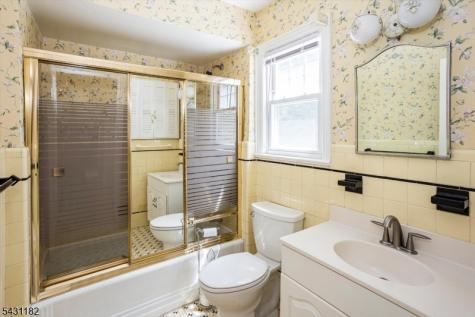 26 Crestview Hill Road Livingston NJ 07039