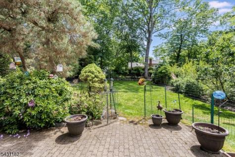 26 Crestview Hill Road Livingston NJ 07039