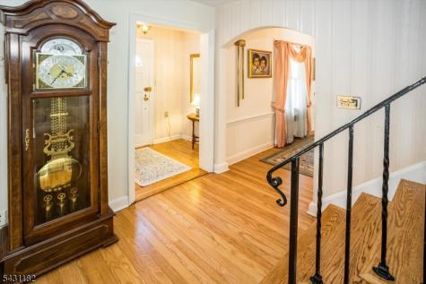 26 Crestview Hill Road Livingston NJ 07039