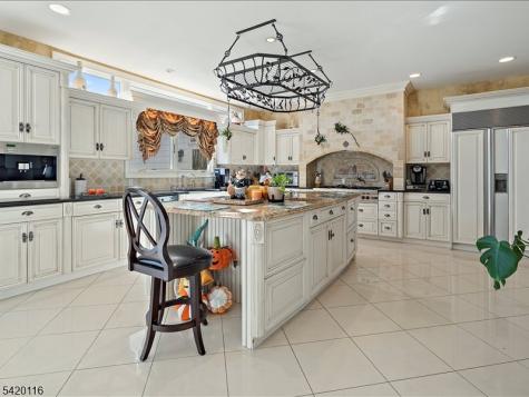 406 Caruso Court Branchburg NJ 08853
